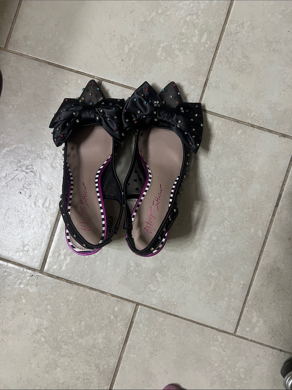 Betsey Johnson colorful embellished mesh bows with leopard block heels. - Picture 2 of 9